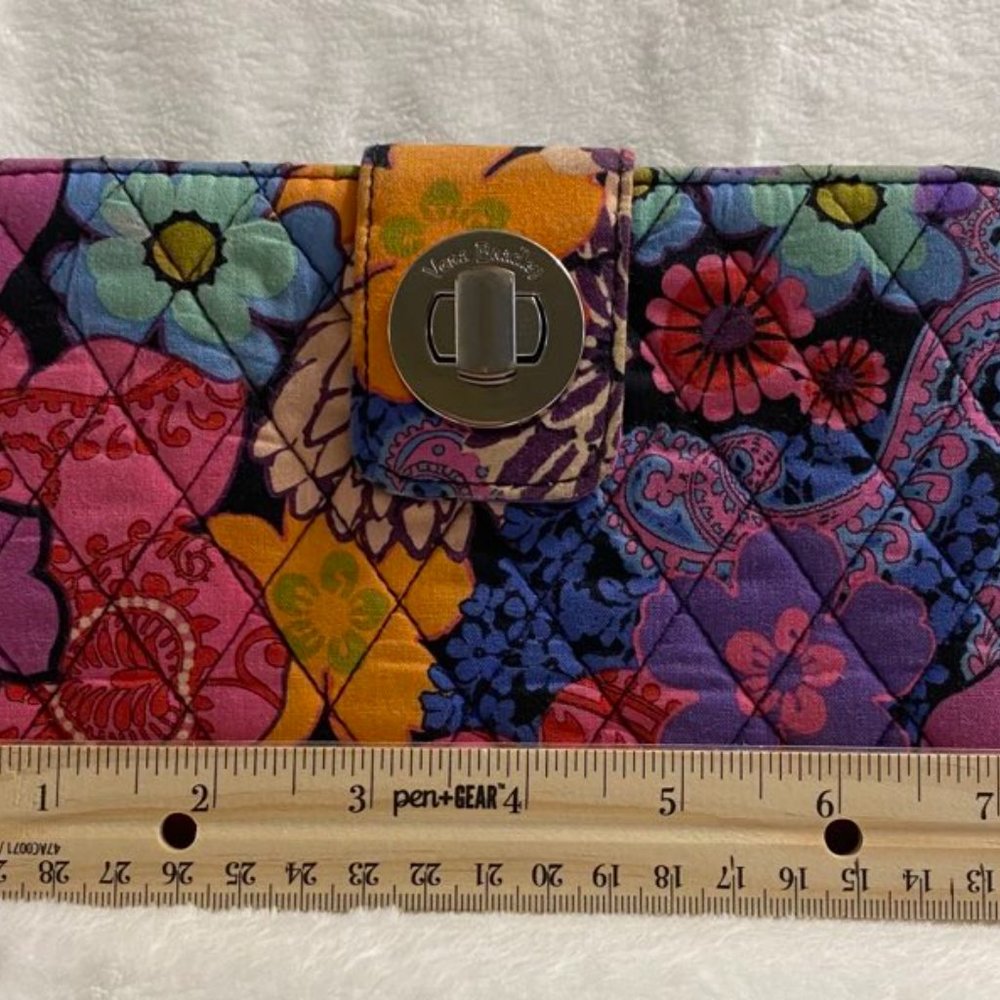 Vera Bradley Floral Fiesta RFID Turnlock (Large) Wallet - Picture 4 of 16